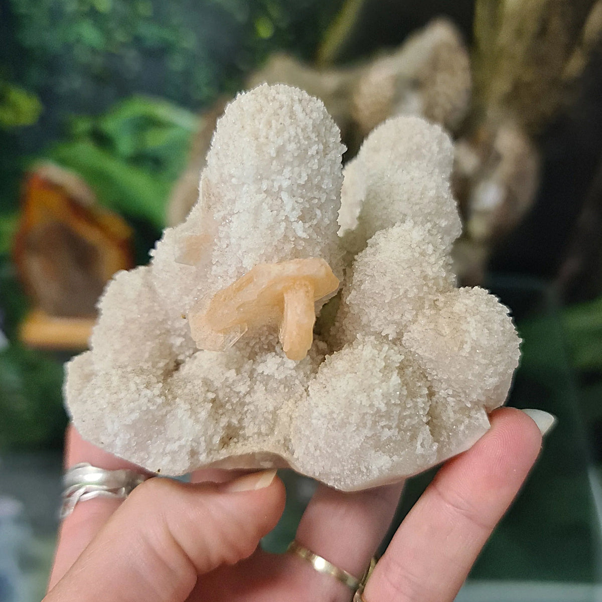 Stilbite on Quartz Stalactite