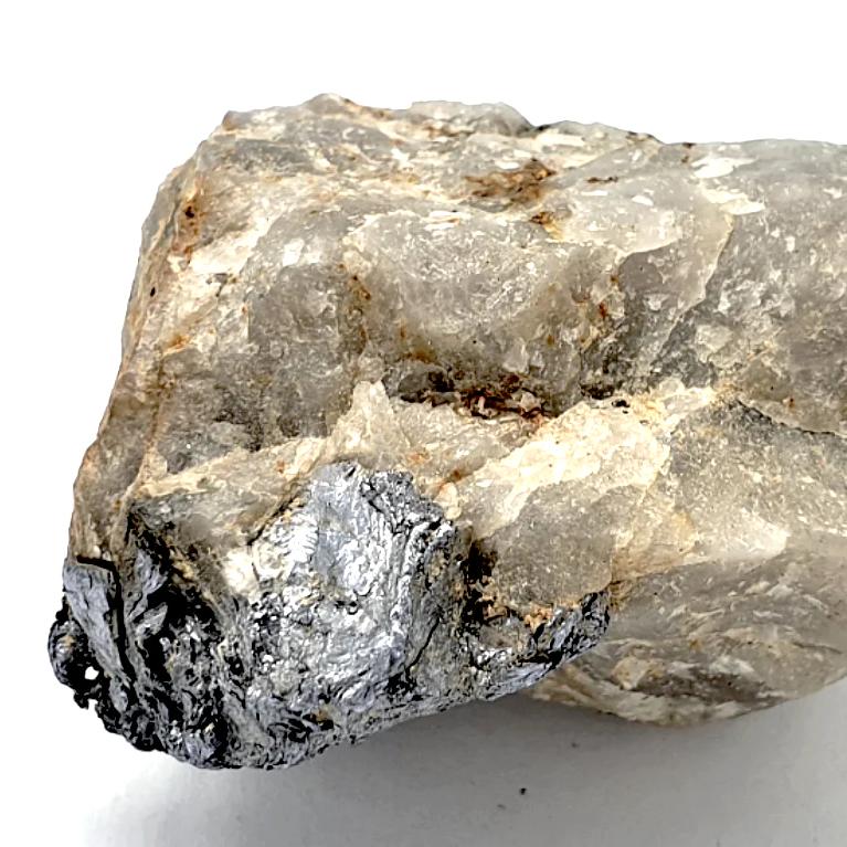 Molybdenite on Quartz Cluster